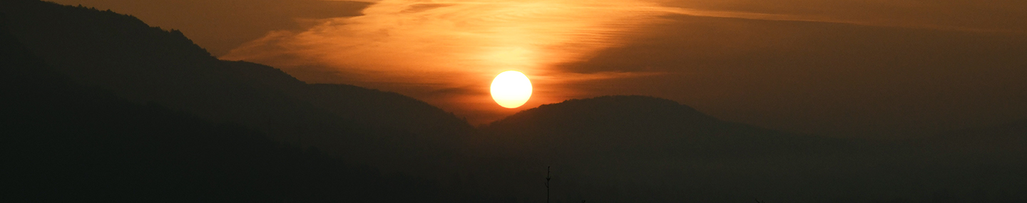 REFLECTING CHRIST&#039;S LIGHT